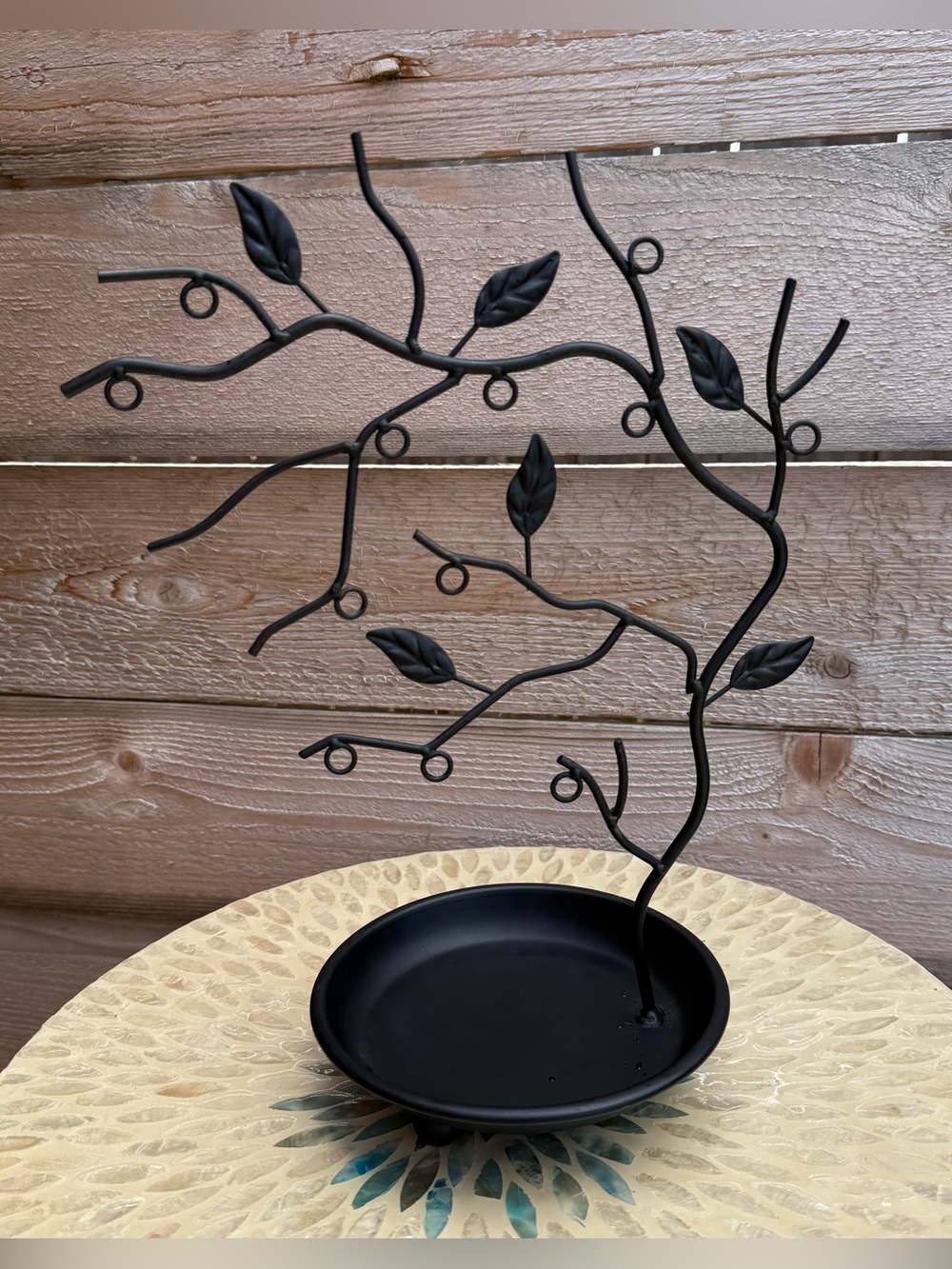Wrought Iron metal Jewelry Tree with leaf details and round bottom tray Display